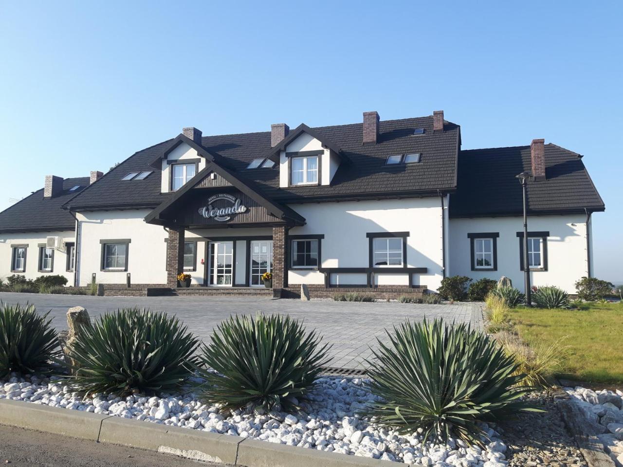 Restauracja Hotel Weranda Łopuszno Jedle  Exterior foto